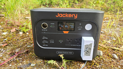 Jackery 1000 Plus Solar Generator + Mini 100W Solar Panel